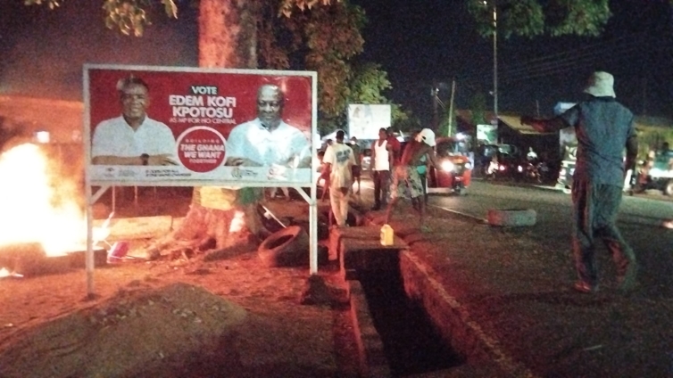Angry Ho Central Youth Set NDC Party Office Ablaze
